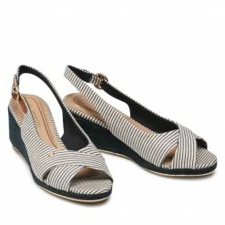 Wedges Sandals WRANGLER - Mila WL21670A Mini Stripes 886 White 10 Wedges Sandals WRANGLER - Mila WL21670A Mini Stripes 886 White -Cheap Wojas Store 05 0000300568651 rz